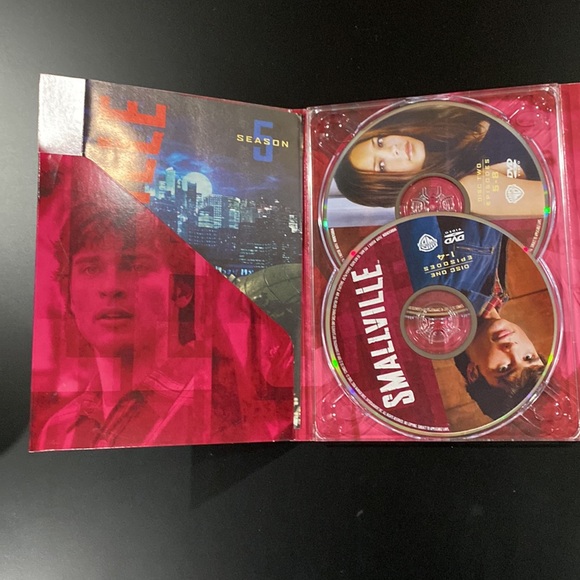 Smallville - The Complete Fifth Season - Picture 4 of 7